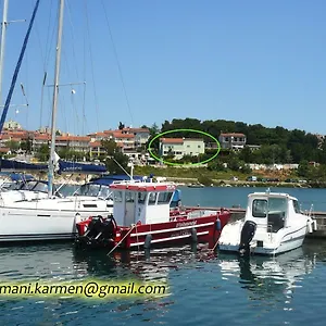 Karmen , Pula Kroatien