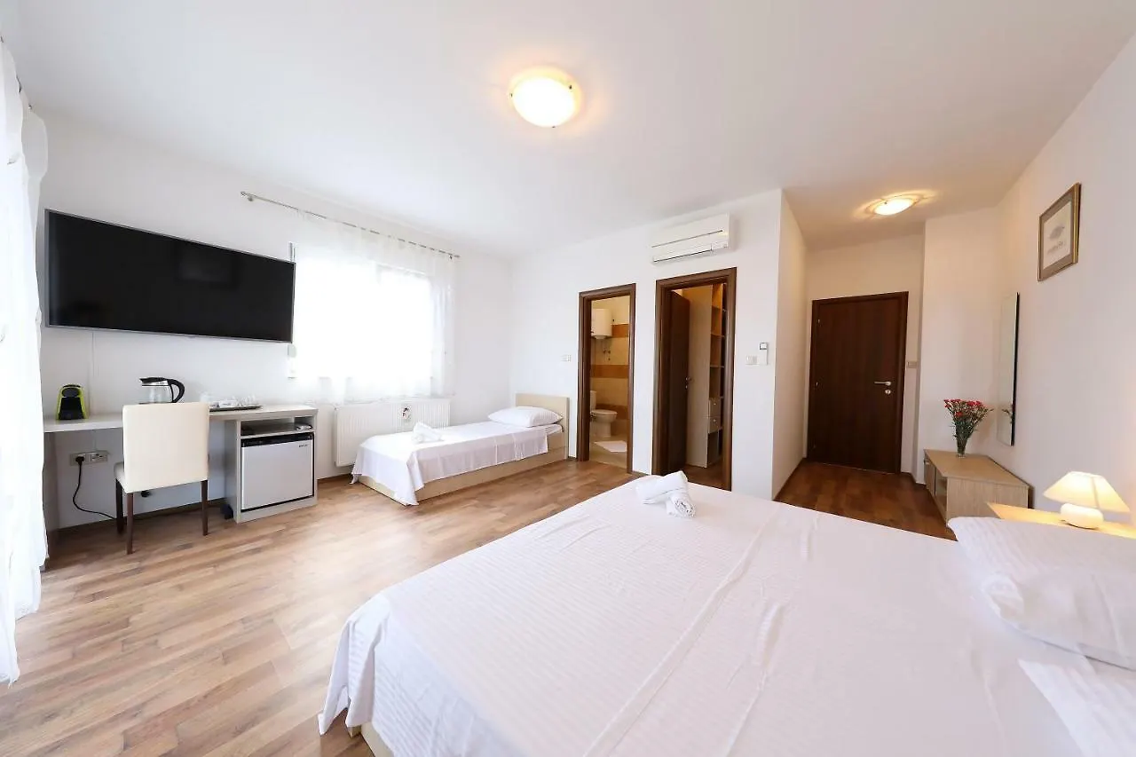 ** Vendégház Villa Magnolia Privlaka  Horvátország