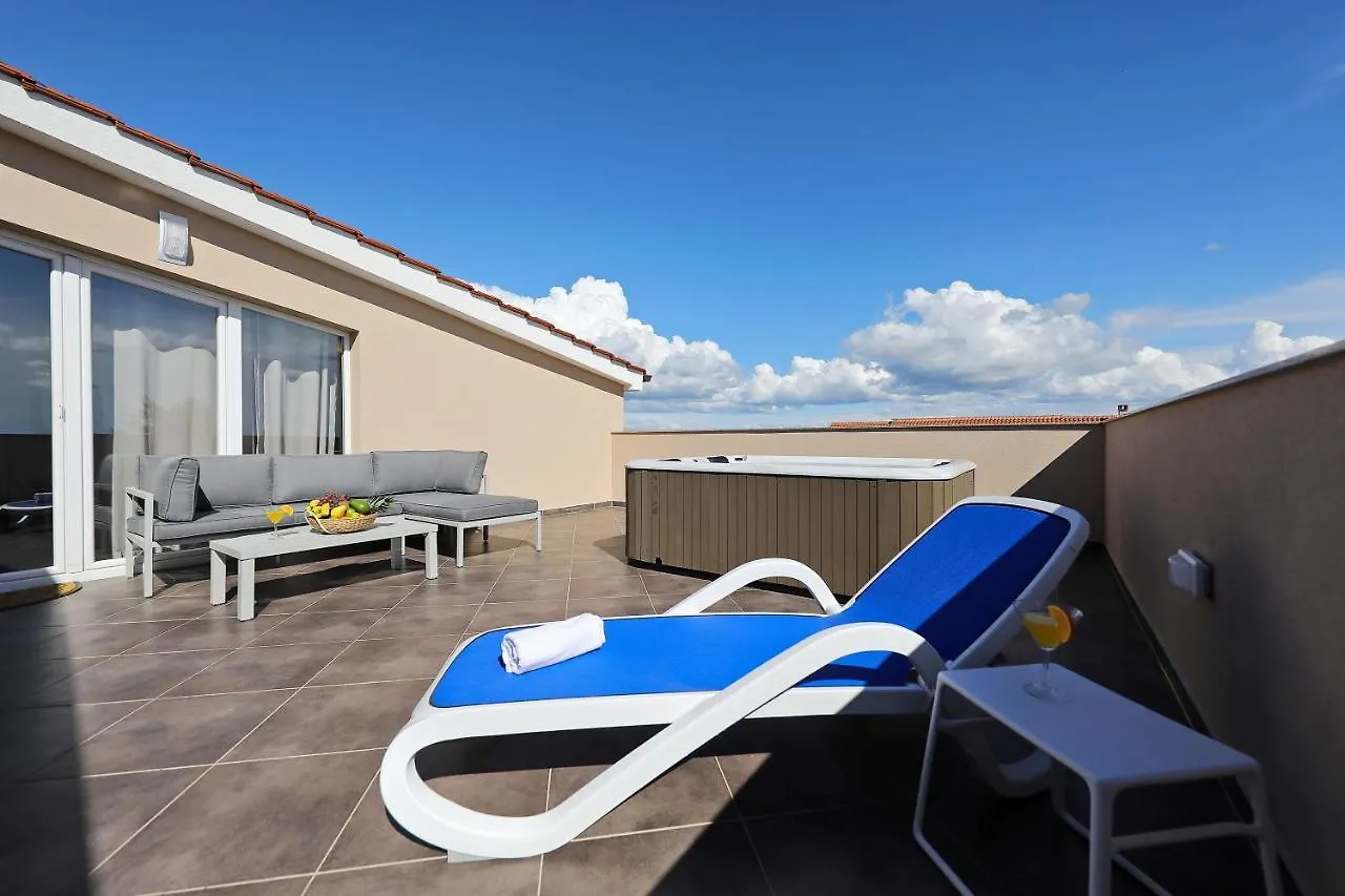 ** Gasthof Villa Magnolia Privlaka  Kroatien